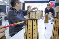 В минувшие выходные в нашем центре снова царила атмосфера совместного творчества. Состоялась очередная встреча в рамках проекта «Семейные выходные» для детей с инвалидностью и их семей. - фото № 4