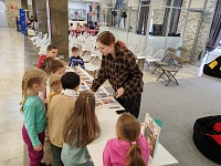 Сегодня в стенах Учебного Центра прошел финальный этап нашего проекта, направленного на формирование понимания важности финансовых ресурсов в семейном бюджете. - фото № 9