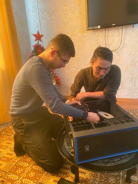 На территории УЦ запущен сервисный центр для бабушек и дедушек