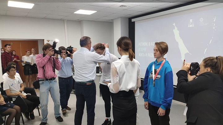 Губернатор вручил награды победителям WorldSkills