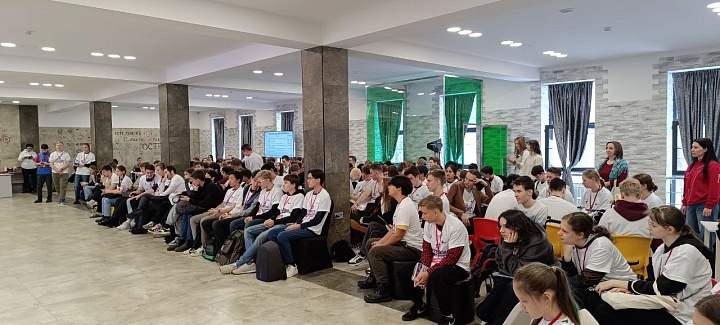 В учебном центре "Активное Образование" прошёл хакатон